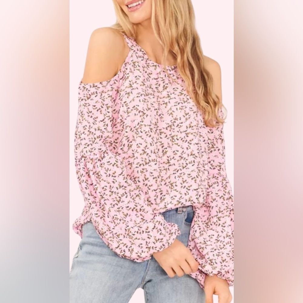 Bloomingdale’s CeCe Pink floral cold shoulder Blouse with balloon sleeves. NWT S